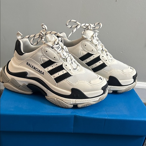 Balenciaga Shoes - Balenciaga Cream and Black Athletic Shoes